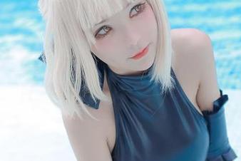 Kitkat Cosplay自制泳衣!这效果,不只是写真还能擦出火花!